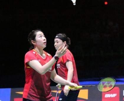 日本公开赛“凡尘”何冰娇进决赛，强势混双意外出局