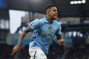 记者：曼城明确不卖萨维尼奥瓜迪奥拉想留他，已拒绝热刺报价