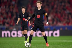 天博体育官网-马卡报：德容新经纪人已同德科会晤，续约谈判取得积极进展