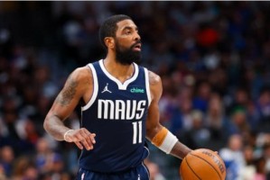 欧文狂砍42分完爆库里 独行侠小阵容顶住艰难时期