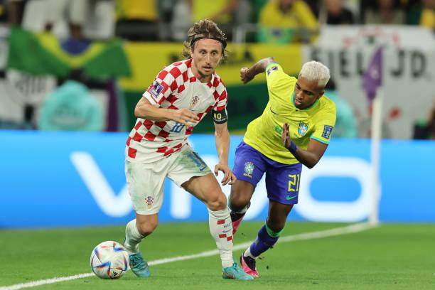 1670612367838096133.jpg 1245481700-612x612.jpg